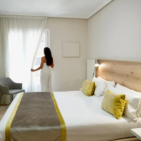 Aparthotel Los Girasoles-2